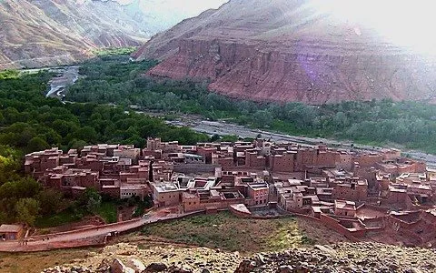 Rose Valley — Rose Valley (Kelaat M'Gouna)